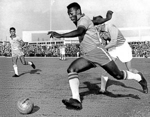 Pelé un des meilleurs dribbleurs de l'histoire