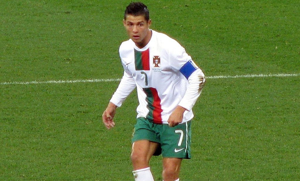 Ronaldo CR7 1000 buts l'un des meilleurs buteurs de l'histoire du Football Cristiano Ronaldo