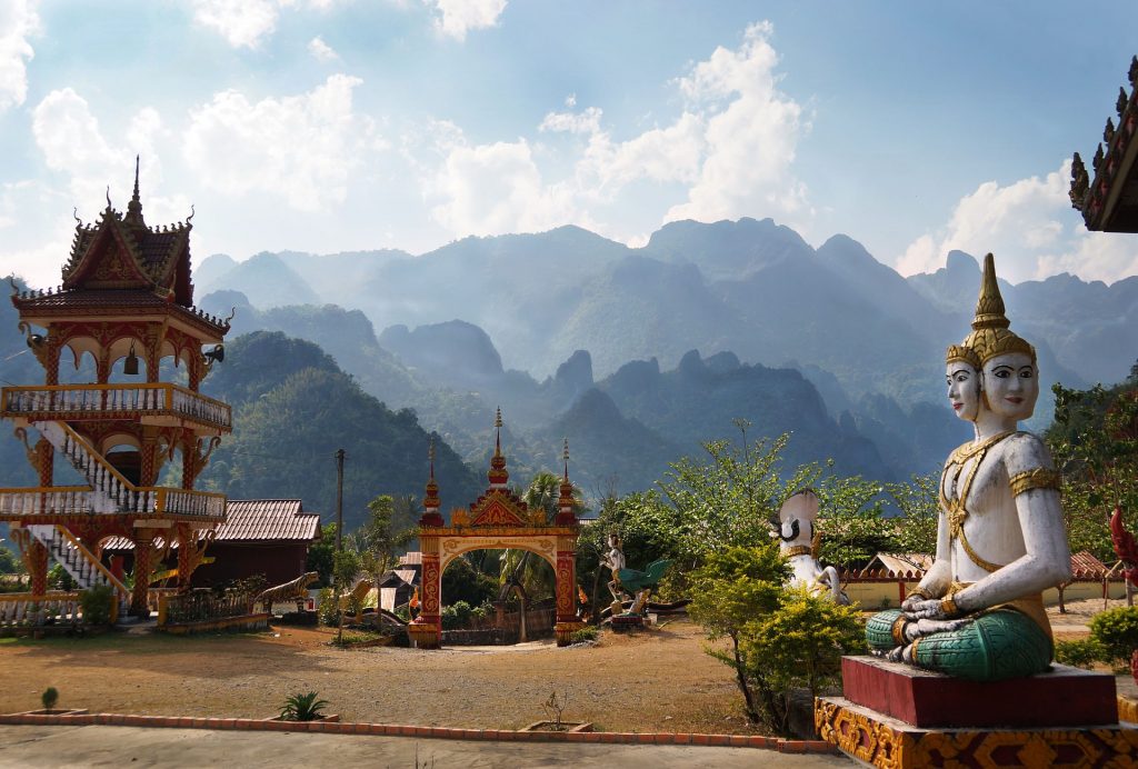 Vang Vien un des meilleurs endroits à visiter au Laos