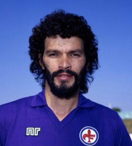 Socrates fait partie des meilleurs joueurs brésiliens de tous les temps