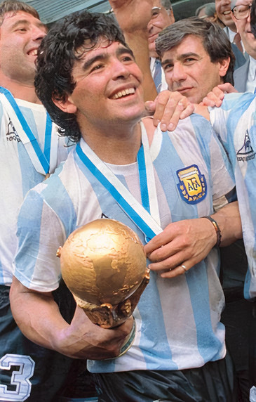 Diego Armando Maradona fait partie des meilleurs joueurs argentins de l'histoire du football Top 10