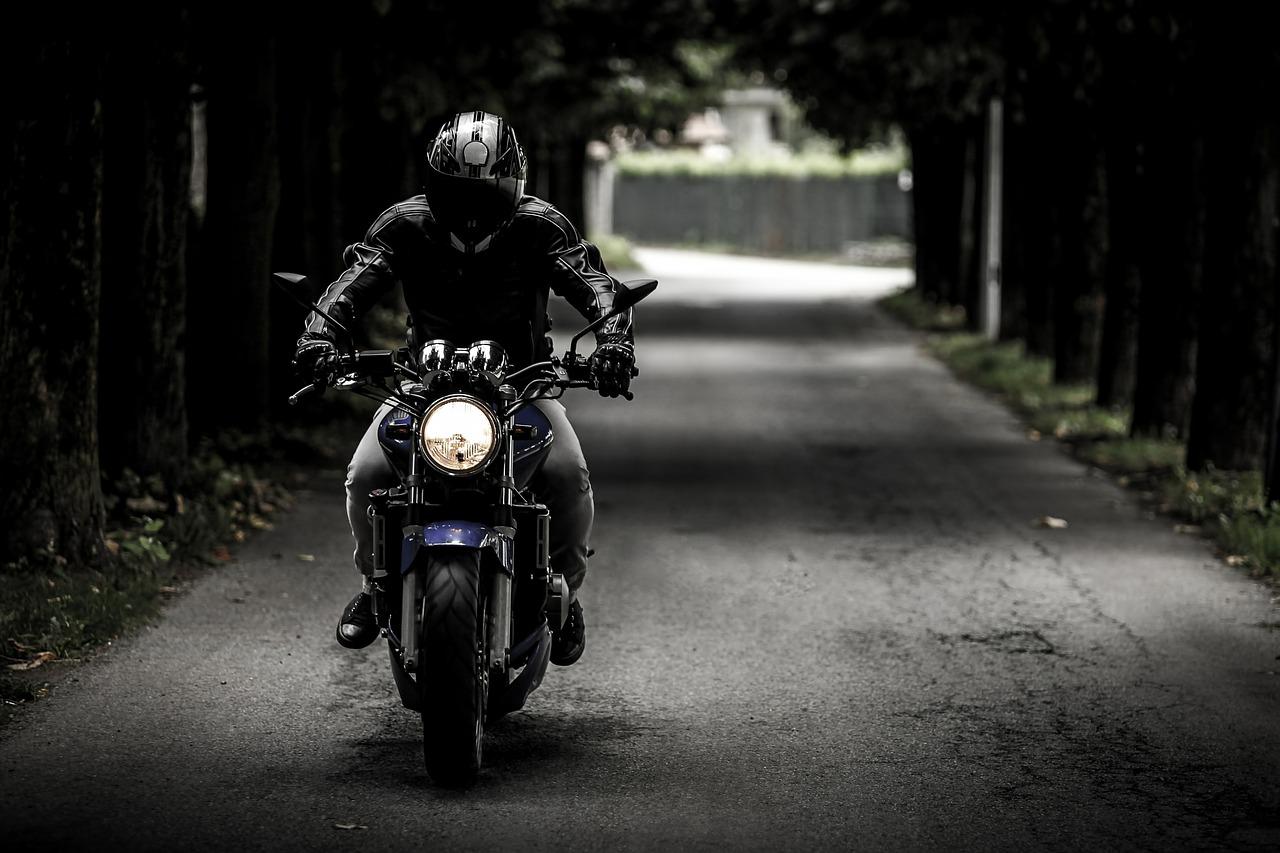 Classement des meilleures assurances moto et scooter, meilleurs assurances moto pas cher pour jeune conducteur