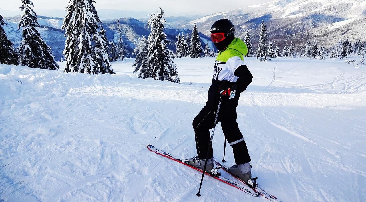 Les 10 meilleures marques de vêtements de ski en 2024